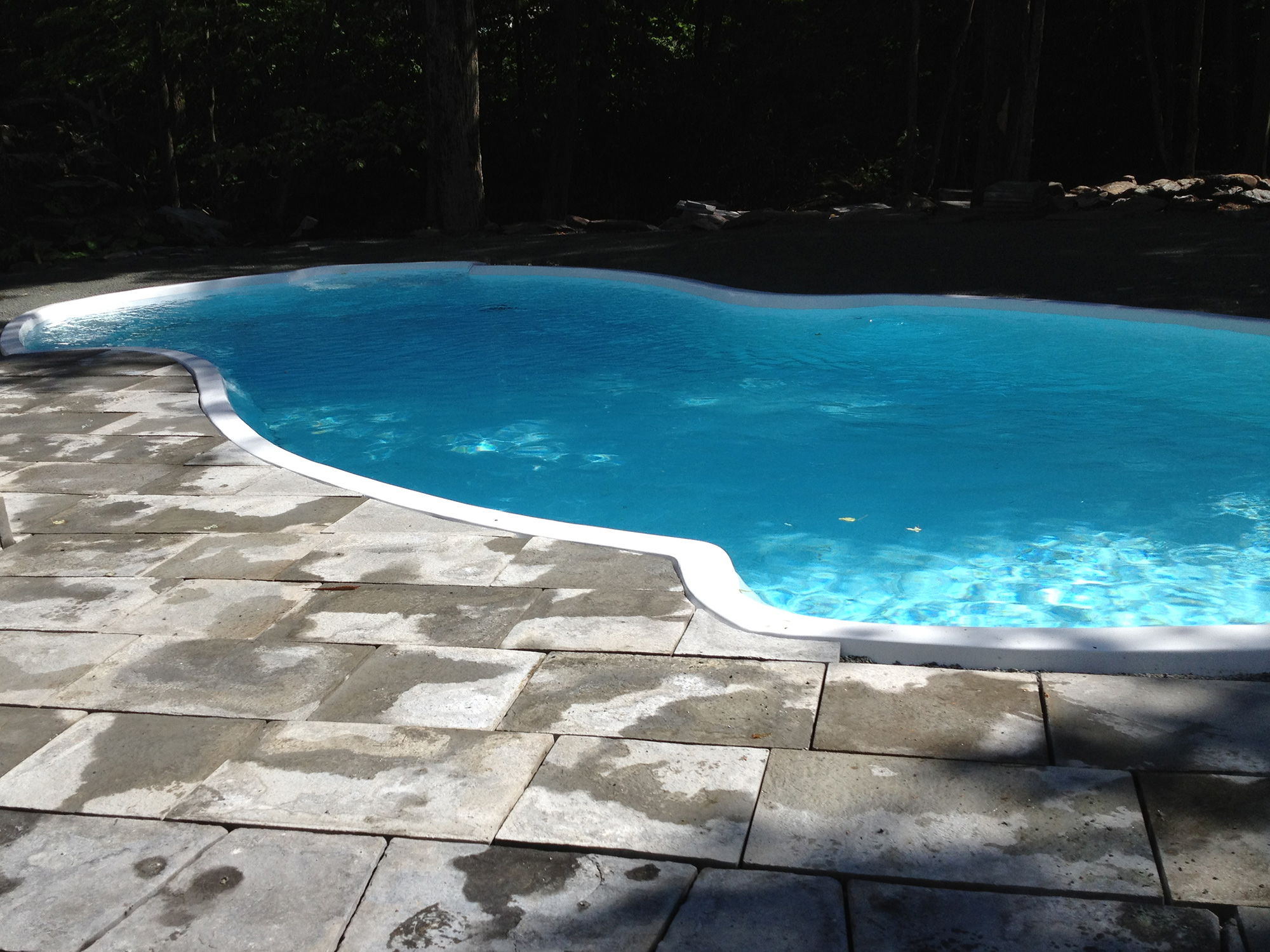Coffrage isolant pour piscine creusée, entrepreneur en construction béton
